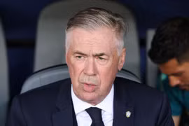 HLV Ancelotti phải thốt lên một điều khi Brazil bị ngáng đường trận ra quân