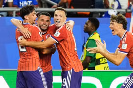 Scotland tạm chiếm lợi thế trước Brazil, Morocco ở bảng C