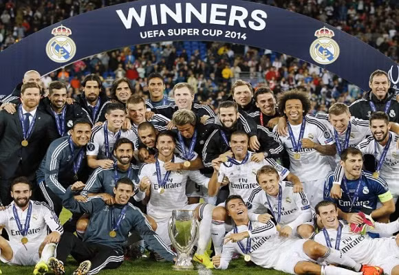Ronaldo lập cú đúp trong ngày “dải ngân hà” tỏa sáng ảnh 7