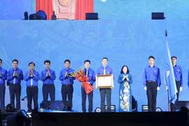 Hội Liên hiệp Thanh niên Việt Nam đón nhận Huân chương Lao động hạng Nhất