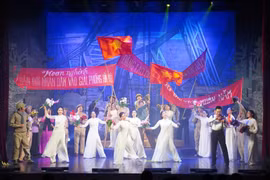 "Người con gái Hà thành" - vở cải lương khắc họa hình tượng phụ nữ Thủ đô trong cuộc kháng chiến chống Pháp