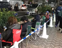 Người Việt 'săn lùng' iPhone X khắp nơi, gấp gáp xách tay về Việt Nam chốt lời