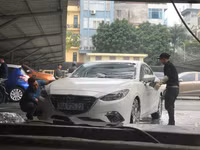 'Chát' như giá rửa ô tô chiều 30 Tết