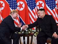 Toàn cảnh Tổng thống Mỹ Donald Trump rời cuộc họp thượng đỉnh, lên máy bay về nước