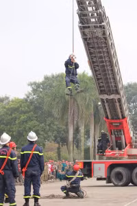 Cuộc đua tài phá khóa, cứu người và tài sản của lực lượng cứu hỏa
