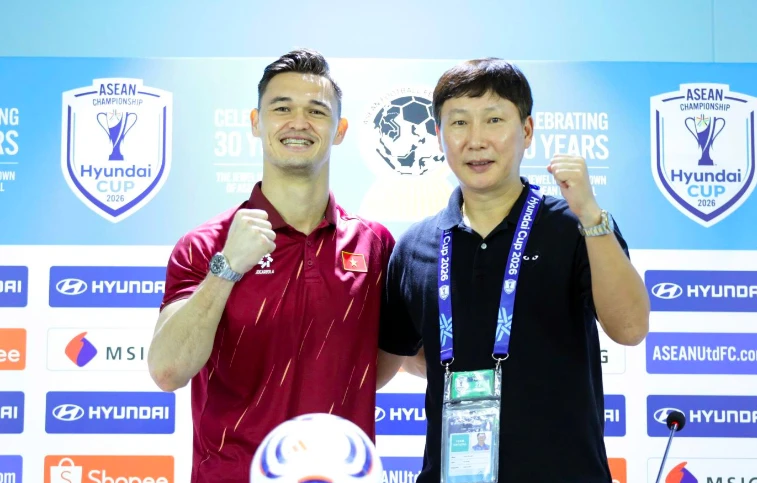 "Hôm nay, Messi hay Ronaldo gặp Lê Giang Patrick cũng khó mà ghi bàn"