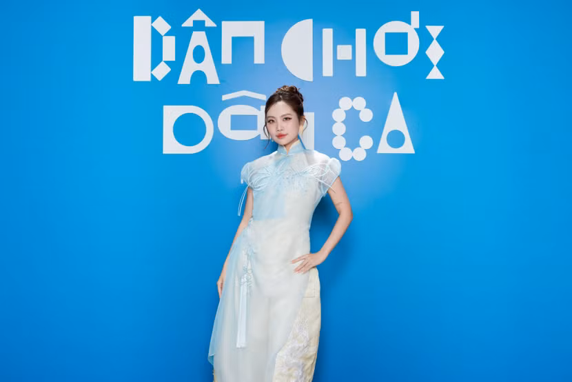 phuong-my-chi-dan-choi-dan-ca4.jpg