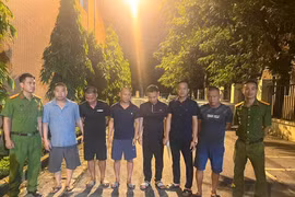 Bắt 6 đối tượng cá độ bóng đá 