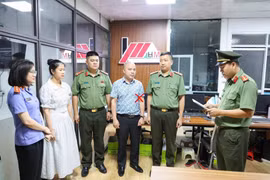 Khởi tố nhóm đối tượng làm giả hồ sơ mua nhà ở xã hội để trục lợi chính sách