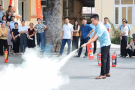 Tập huấn nghiệp vụ phòng cháy và cứu nạn cho 257 cán bộ, người lao động