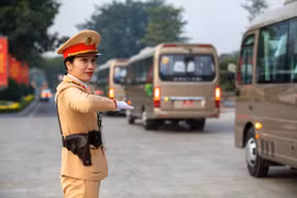 Phân luồng giao thông phục vụ Chương trình nghệ thuật đặc biệt Chào mừng thành công Đại hội XIV của Đảng