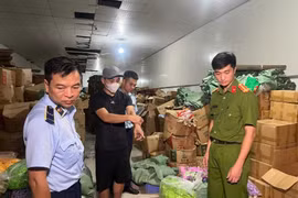Khởi tố bị can sản xuất, buôn bán hàng giả là thực phẩm, giả mạo nguồn gốc xuất xứ