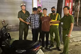 Từ biểu hiện bất thường của hai thanh niên, phát hiện hành vi trộm cắp