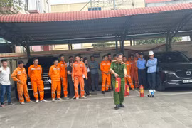 Nâng cao kỹ năng phòng cháy cho cán bộ, công nhân viên Công ty điện lực Thạch Thất