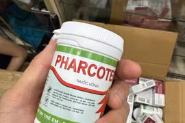 Điều tra vụ buôn bán thuốc ho Pharcoter giả tại chợ thuốc Hapulico