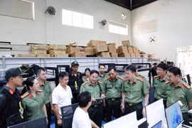 Bắt giữ nhóm đối tượng người nước ngoài điều hành đường dây lừa đảo công nghệ cao xuyên quốc gia