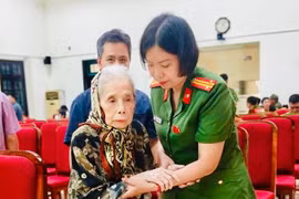 Thắp sáng niềm tin cho tâm nguyện của các gia đình liệt sĩ