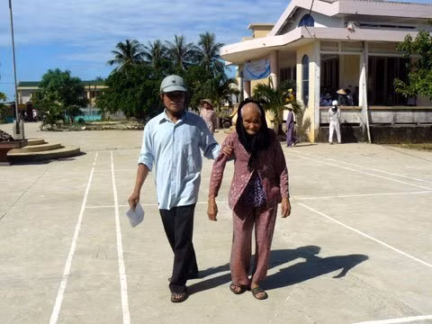 Nước mắt hồi sinh của những người có bệnh là chờ chết ảnh 5