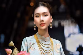 Hoa hậu Bùi Quỳnh Hoa hồi hộp khi lần đầu đóng phim