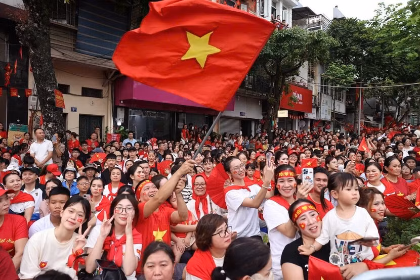Theo báo chí quốc tế, đời sống người dân Việt Nam ngày càng được nâng cao. Ảnh minh họa