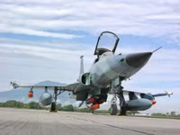 [ẢNH] Mỹ loại biên 136 tiêm kích F/A-18 Hornet và cơ hội vàng cho không quân các nước Đông Nam Á
