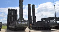[ẢNH] Sự thực việc máy bay Mỹ không dám cất cánh khi Nga triển khai S-300V4 tại Đông Bắc Syria