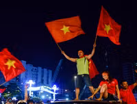 10 năm rồi, người hâm mộ bóng đá Việt lại có một đêm không ngủ