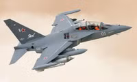 [ẢNH] Báo Nga: Việt Nam chốt đơn hàng mua 12 máy bay huấn luyện Yak-130