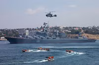[ẢNH] Ukraine hồi sinh tuần dương hạm có khả năng thổi tung tàu sân bay Nga?