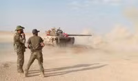 [ẢNH] IS chớp thời cơ tấn công dữ dội Nam Al Raqqa khi quân đội Syria mắc kẹt ở Idlib