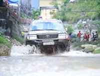 Đua xe địa hình, chinh phục đỉnh Tây Côn Lĩnh