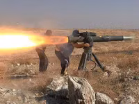 [ẢNH] Tên lửa Mỹ ‘thổi’ bay tháp pháo xe tăng Đức trên chiến trường Syria