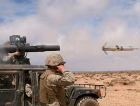 [ẢNH] Tên lửa Mỹ ‘thổi’ bay tháp pháo xe tăng Đức trên chiến trường Syria