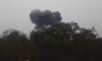 [ẢNH] Tiêm kích F-16 của không quân Pakistan lao xuống đất vỡ vụn