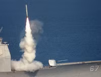 [ẢNH] Không phải 500 mà có tới 1000 tên lửa Tomahawk Mỹ hướng vào Syria sẵn sàng khai hỏa