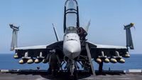 [ẢNH] Sự xuất hiện của F/A-18 Mỹ tại Đà Nẵng là tiền đề để Việt Nam có thể nghiên cứu, trang bị