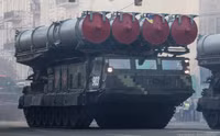 [ẢNH] Tổ hợp tên lửa phòng không S-300V1 Ukraine sẽ khiến S-400 Nga 