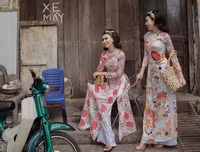 Cặp mẫu song sinh đất Bắc hoá thân thành 