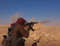 Bất ngờ khủng bố Al Qaeda và IS lao vào 