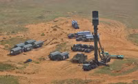 [ẢNH] Syria tiết lộ sử dụng radar bắt thấp của S-300 để hạ gục tên lửa Israel