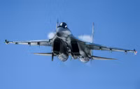 [ẢNH] Không kiêng nể, Su-35 Nga bắn thẳng vào máy bay không người lái Israel tại Syria