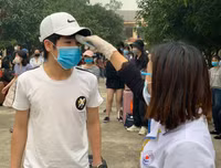 Gần 300 người hoàn thành cách ly tại Vĩnh Phúc được trở về nhà