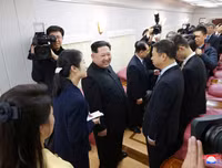 Những khoảnh khắc ấn tượng trong chuyến thăm Trung Quốc của ông Kim Jong-un