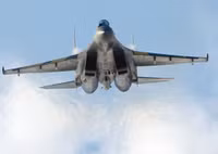 [ẢNH] Không kiêng nể, Su-35 Nga bắn thẳng vào máy bay không người lái Israel tại Syria