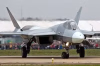 [ẢNH] ‘Choáng váng’ giá tiêm kích Su-57E Nga: Cao gấp hơn 3 lần F-35A Mỹ