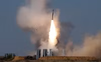 [ẢNH] Israel tấn công, S-300 Syria đã bắn hụt, điều lo sợ nhất của Nga đã xảy ra?
