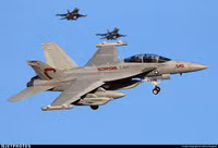 [ẢNH] S-400 trước nguy cơ bị tiêm kích F/A-18G Mỹ vô hiệu hóa?!