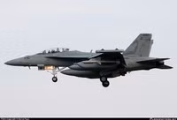 [ẢNH] S-400 trước nguy cơ bị tiêm kích F/A-18G Mỹ vô hiệu hóa?!