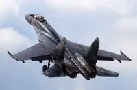[ẢNH] ‘Quái thú’ Su-35S Nga chặn đứng tiêm kích F-35I Israel trên không phận Syria