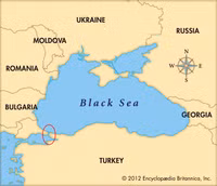 [ẢNH] NATO sớm đóng eo Bosphorus khi Ukraine cáo buộc Nga tiếp tục chặn biển Kerch